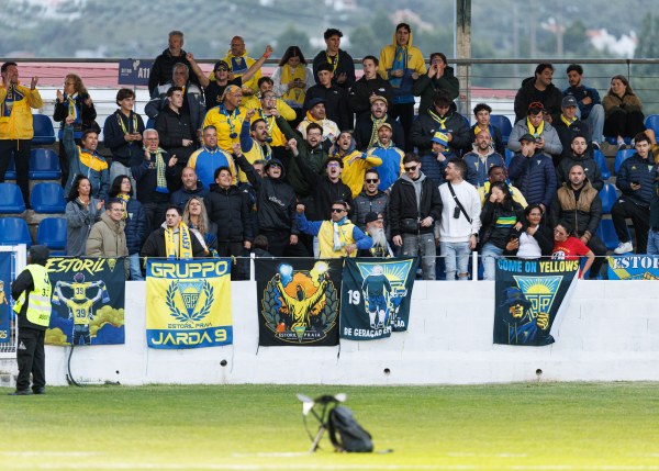 Estoril Supporters - 3