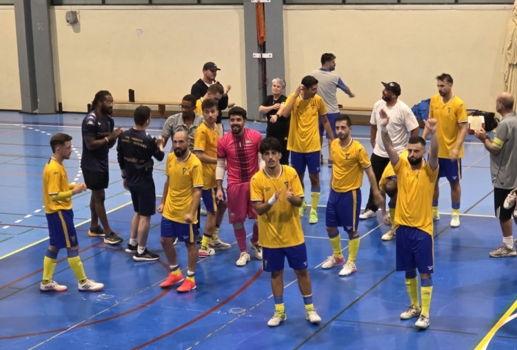 Futsal recebe Unidos do Cacém no Complexo Desportivo de Alcabideche