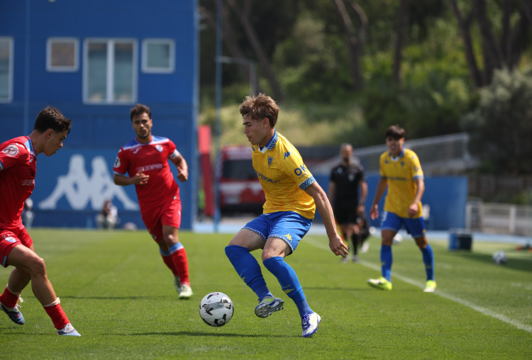 Crónica: Derrota no último jogo da temporada para os sub-23