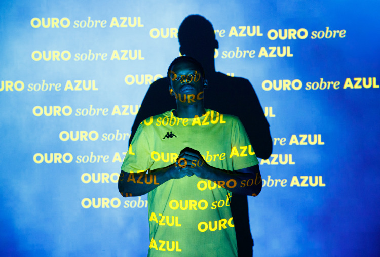 Kelian Baruti é reforço do Estoril Praia