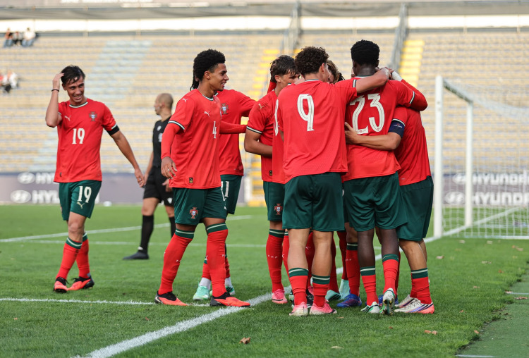 Jordan Arnolin titular na goleada de Portugal Sub-19 perante Países Baixos