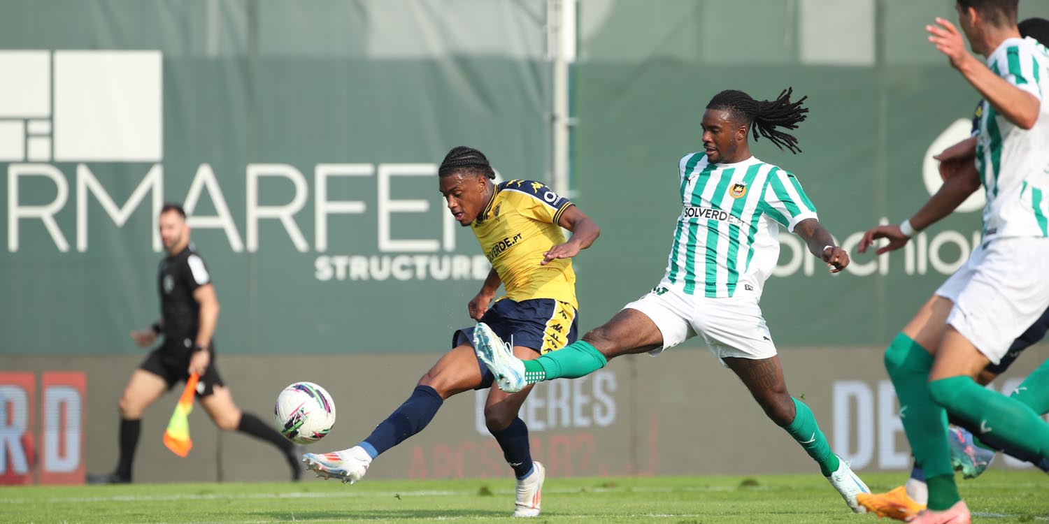 Reação forte vale um ponto em Vila do Conde