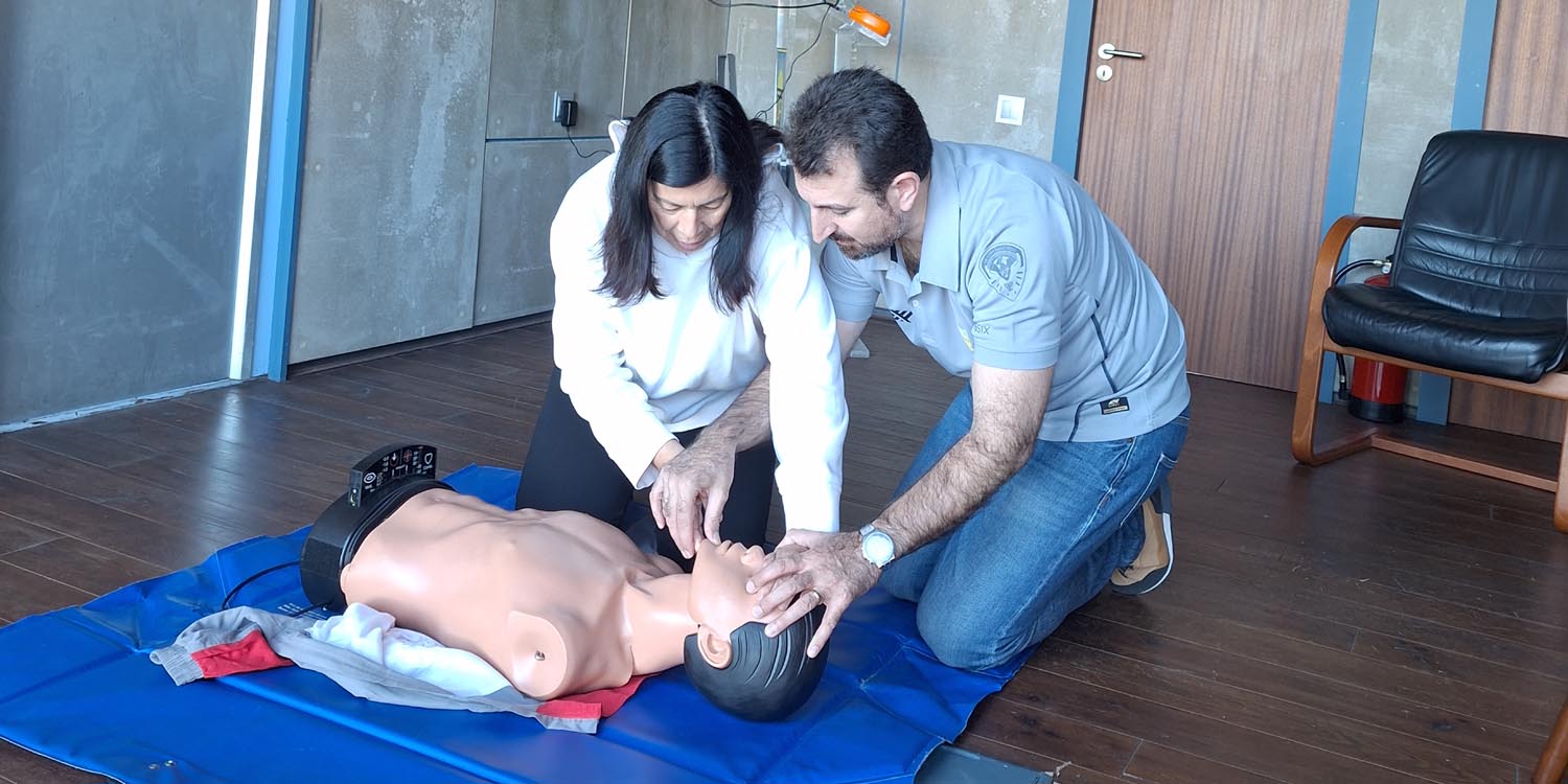 Estoril Praia promove sessão de formação em primeiros socorros