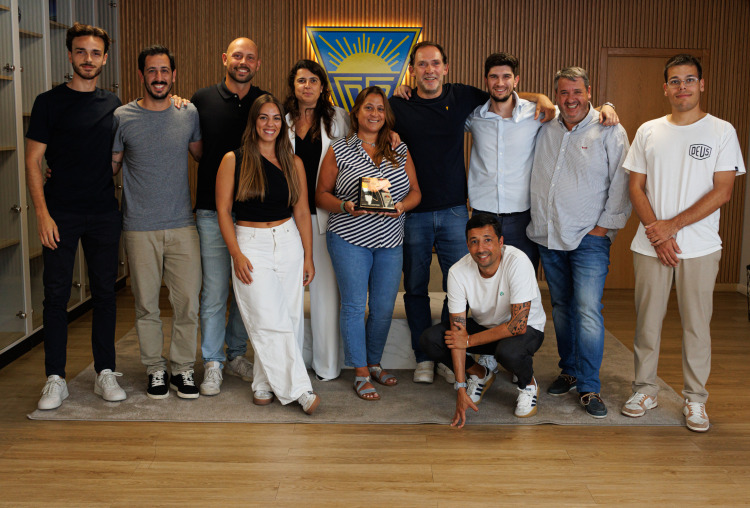 Estoril Praia distinguido com Prémio de Marketing e Comunicação da Liga Portugal pela homenagem a Ayrton Senna