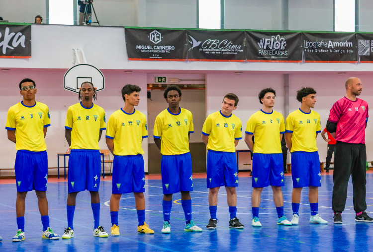Futsal joga última partida em casa esta noite
