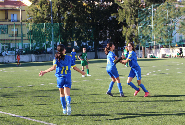 Abertas as inscrições para as Escolinhas de Futebol Masculino e Academia Feminina