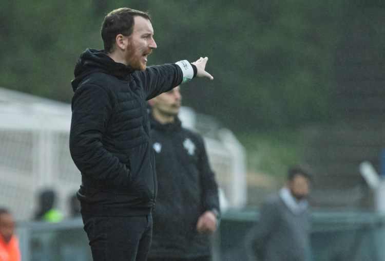 Ian Cathro: “Vimos o compromisso, vontade e querer que este grupo de jogadores tem para crescer.”