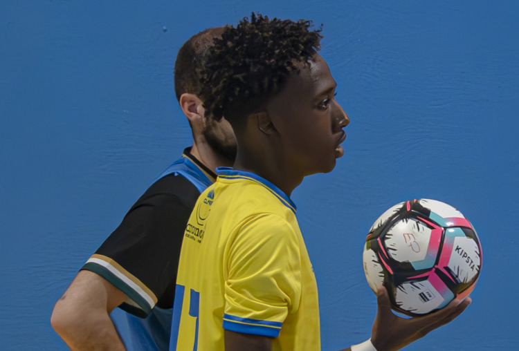 Futsal aplica goleada aos vizinhos dos Salesianos do Estoril (2-11)