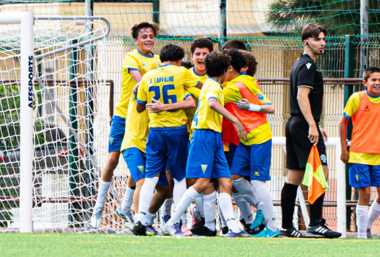 Iniciados sobem ao terceiro posto com vitória sobre o FC Alverca