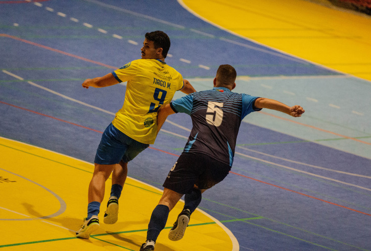 Futsal continua senda vitoriosa