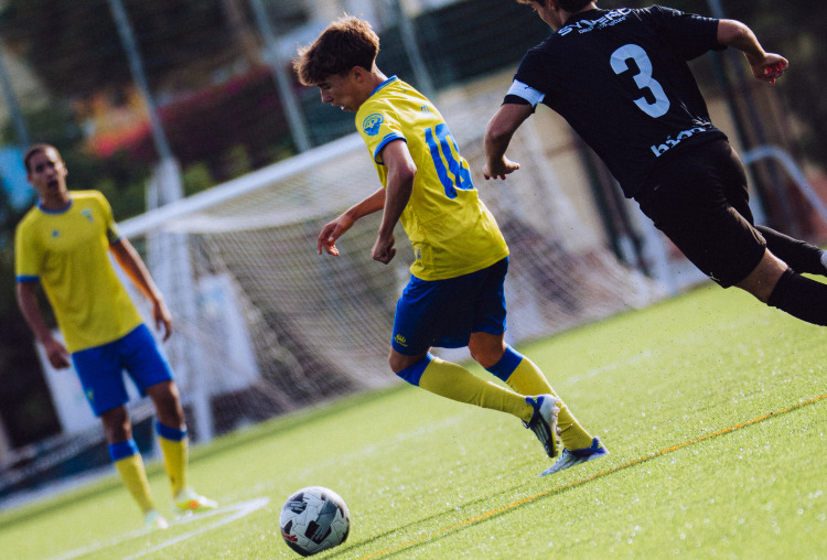 Sub-17 arrancam campeonato no reduto do Casa Pia AC