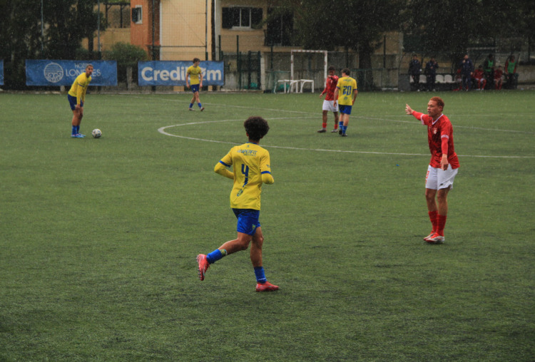 Juniores surpreendidos na receção ao Santa Clara