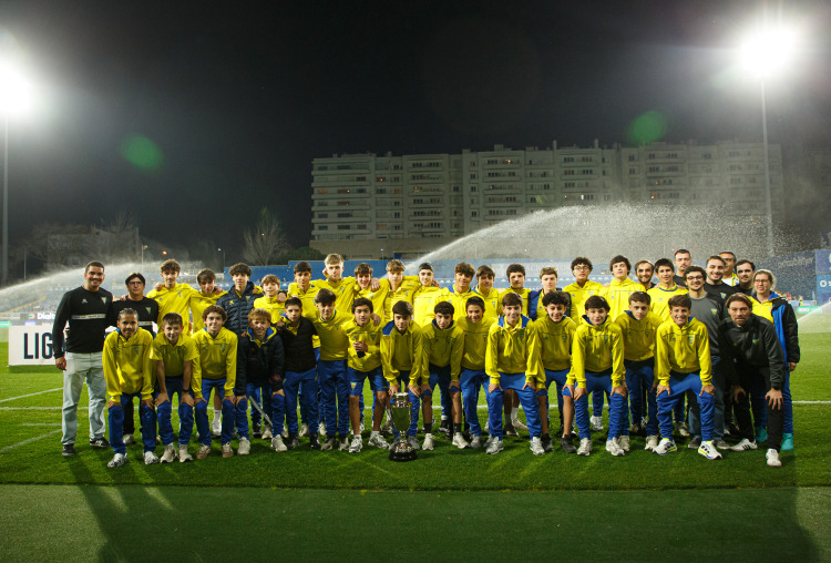 Iniciados com receção ao Sporting CP