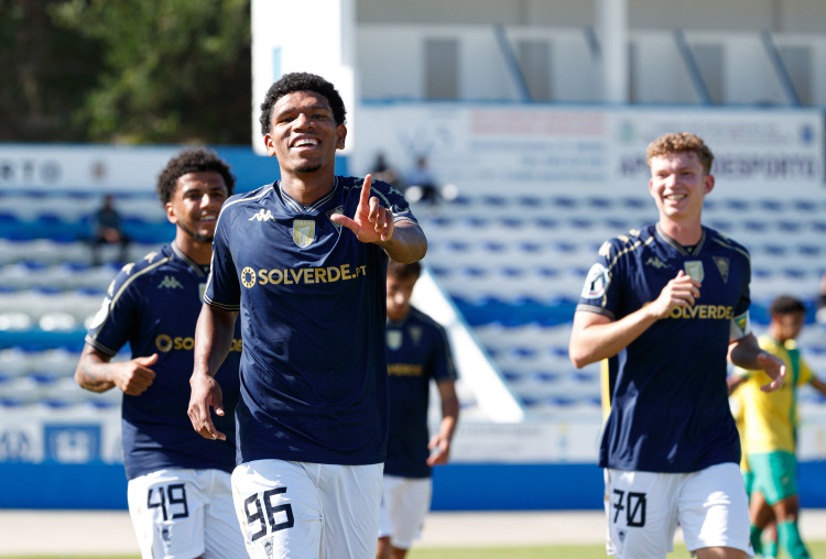 Estoril Praia chega a acordo com o Belenenses para a transferência de Juan David Herrera