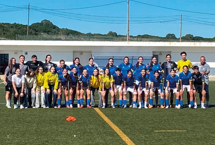 Juvenis femininas sagram-se campeãs distritais com triunfo sobre Sintrense