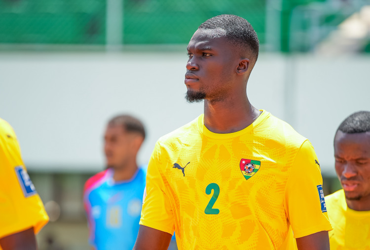 Boma completa todos os minutos na seleção do Togo