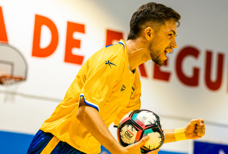 Futsal regressa à competição com receção à JOMA em casa emprestada