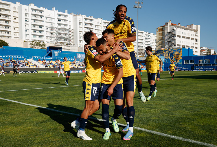 Estoril Praia fecha Liga Betclic com chave de ouro