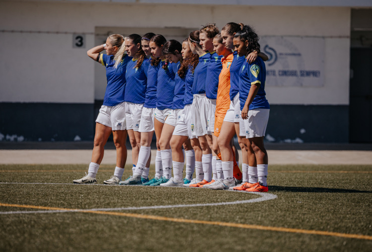 Juniores femininas sobem à primeira divisão