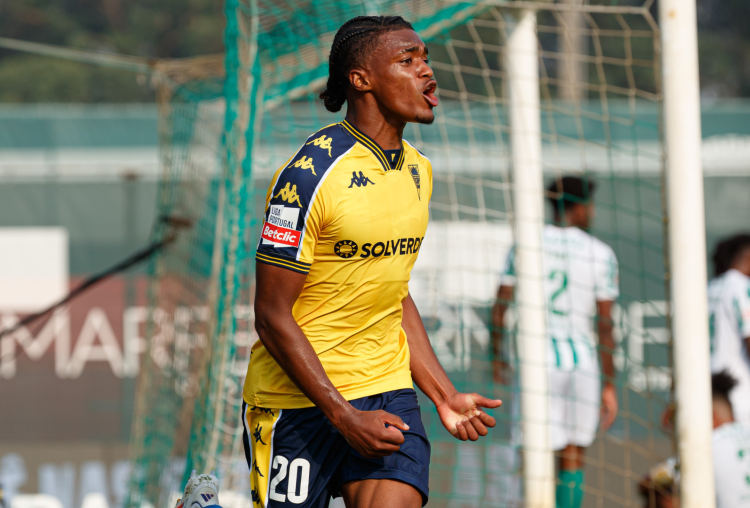 Trabzonspor chega a acordo com Estoril Praia por Wagner Pina