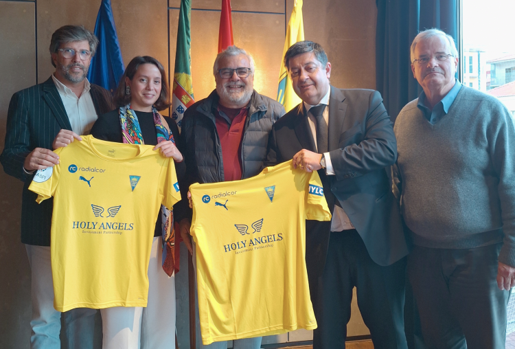 Equipa feminina chega a acordo com Fund Box Holdings, S.A. para patrocinador principal